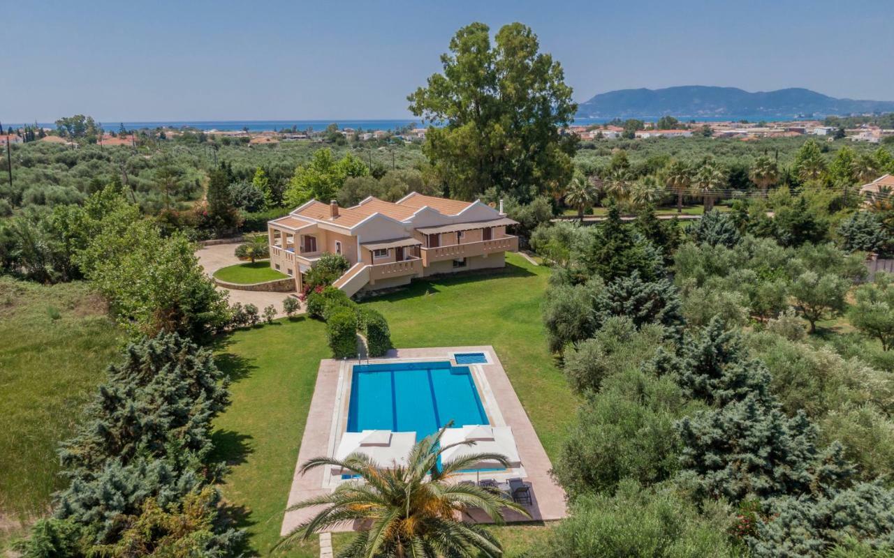 Leone Luxury Villas Kalamákion Exterior foto