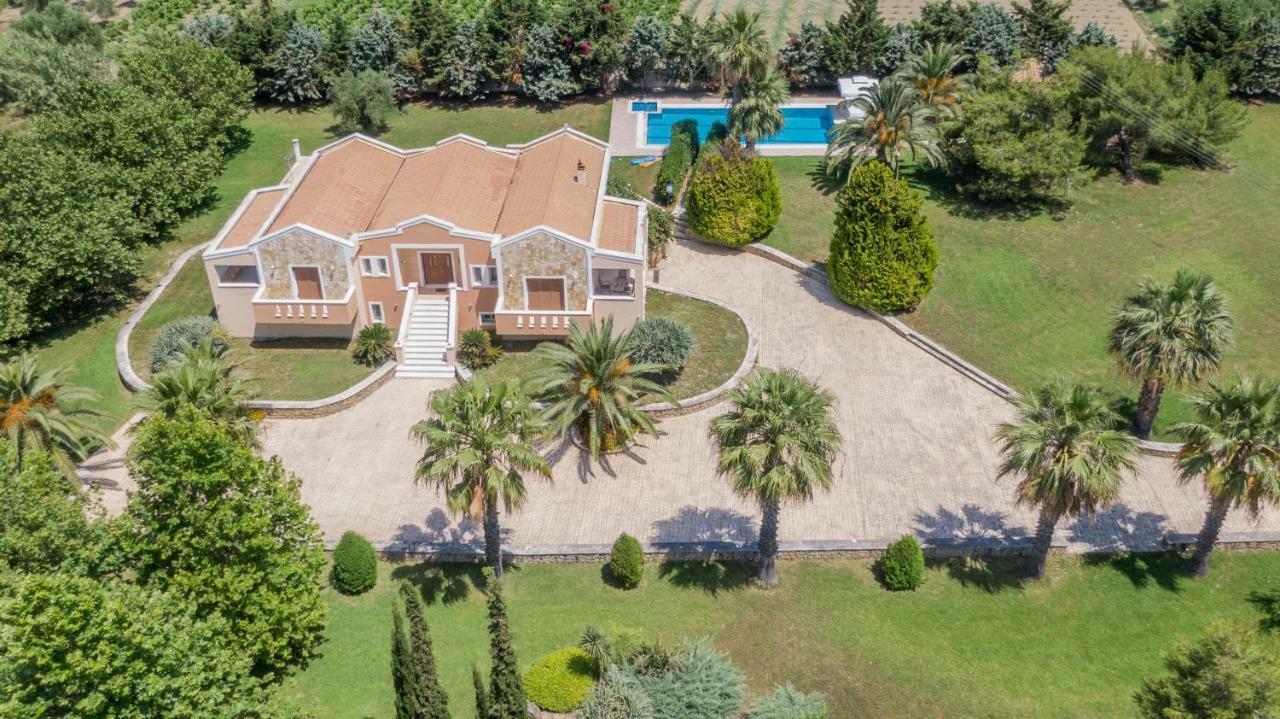 Leone Luxury Villas Kalamákion Exterior foto