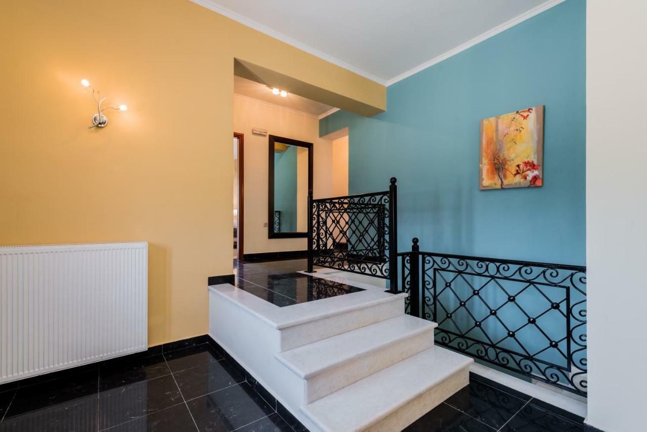 Leone Luxury Villas Kalamákion Exterior foto